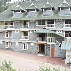 https://eden-holidays.kerala-hotels.net
