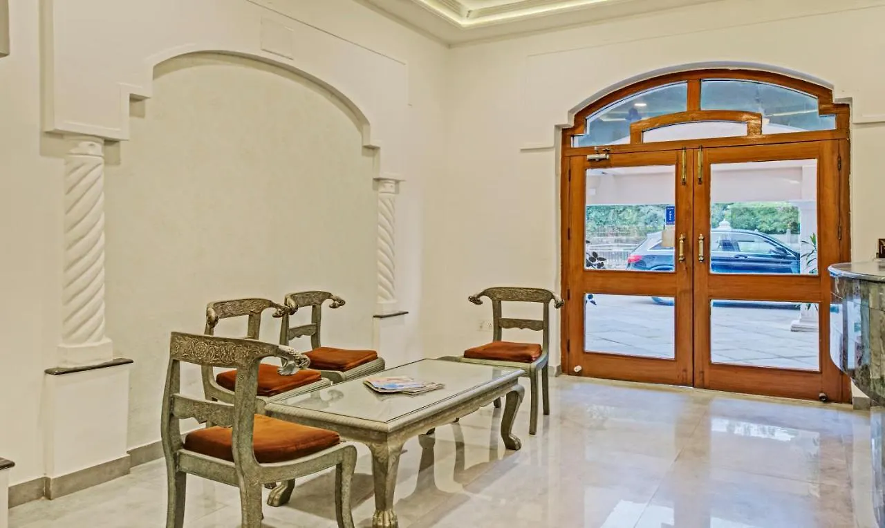 Hotel Meera Udaipur 3*,